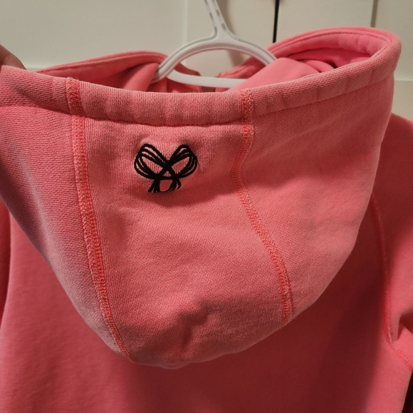 TNA hoodie zip up - Picture 3 of 4